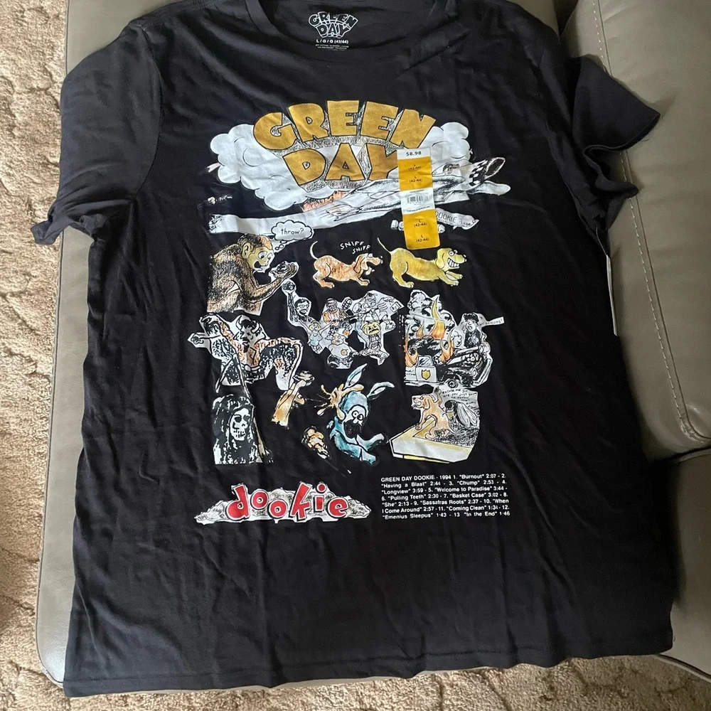 Men’s graphic t-shirt bundle - Picture 2 of 5